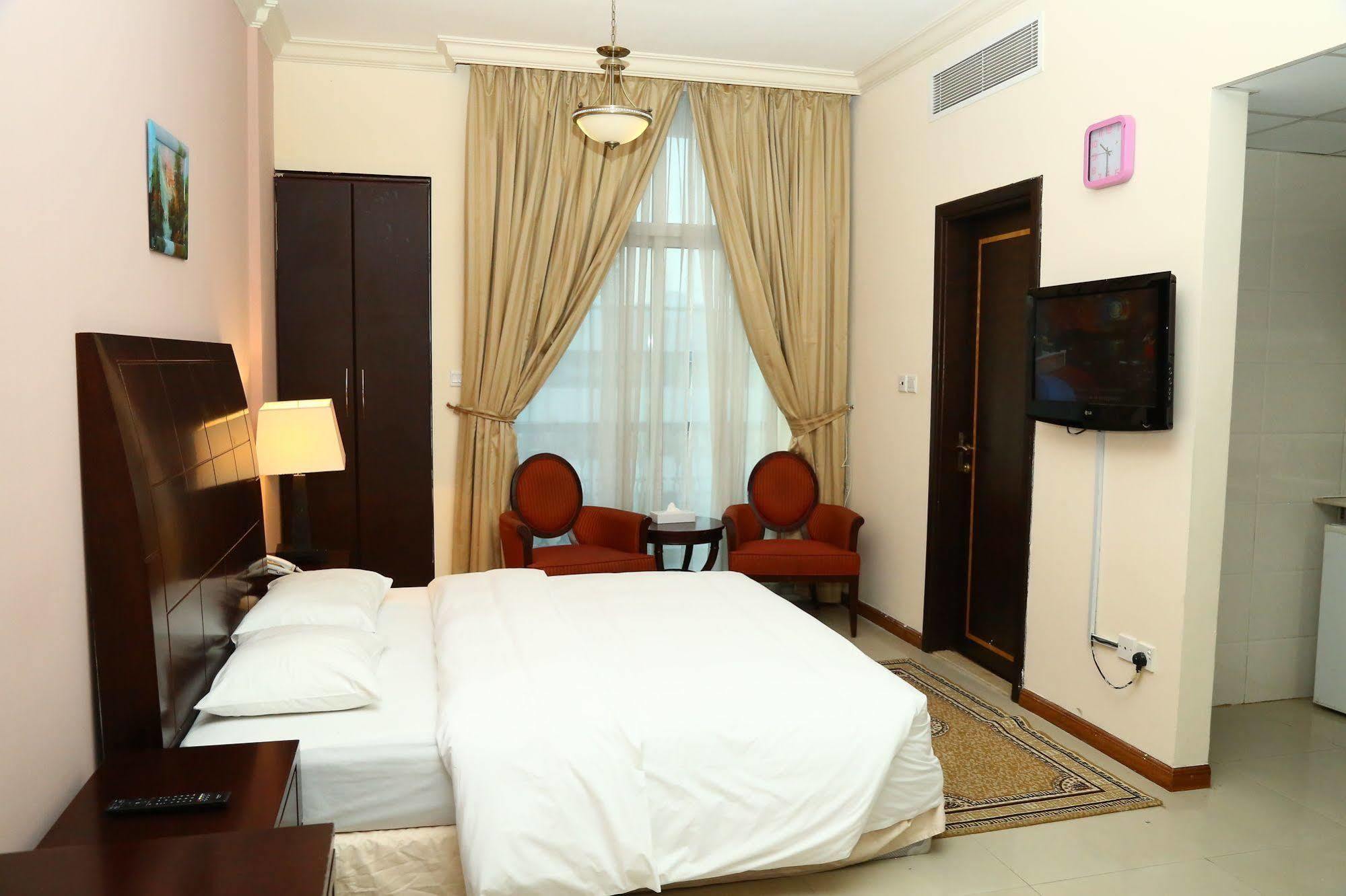 Golden Square Hotel Apartments Dubaj Exteriér fotografie